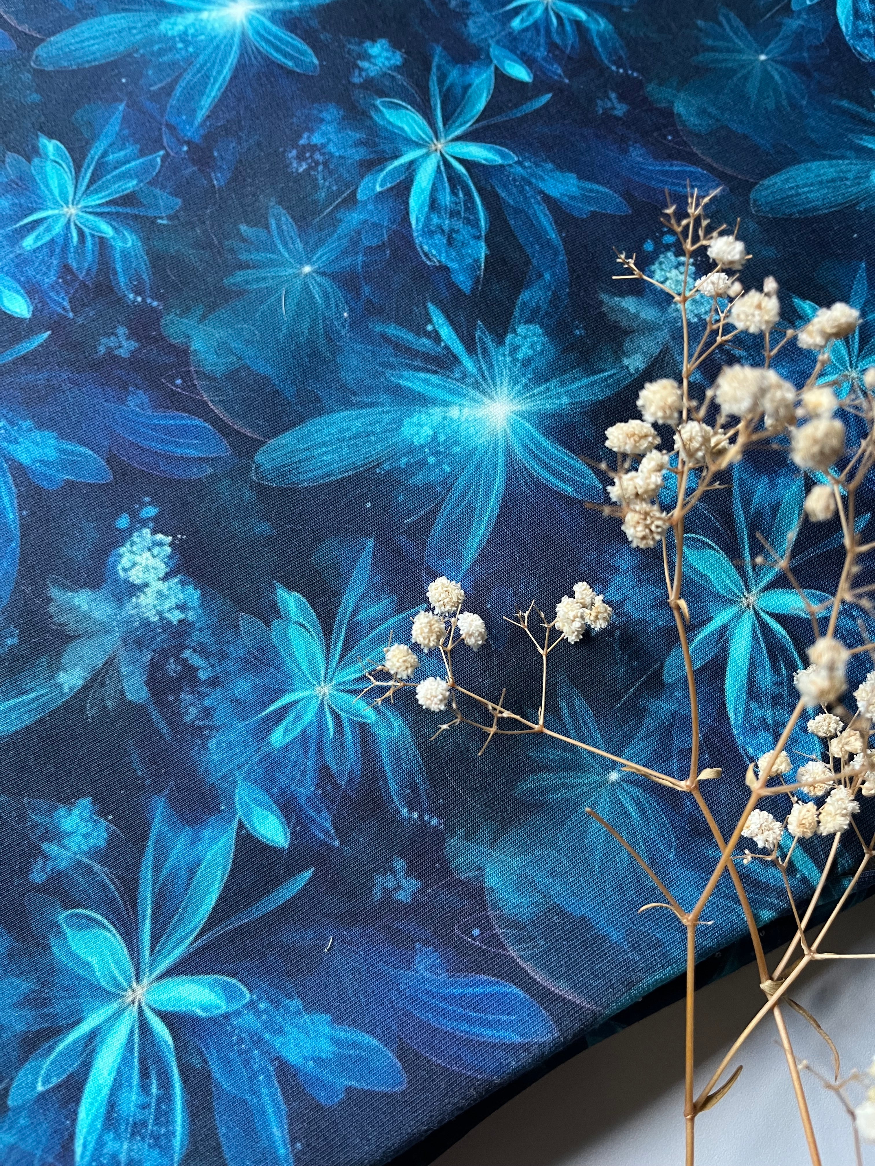 Türkise Blumen Zauber Nacht